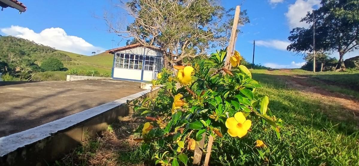 Fazenda, Centro, 6 Quartos, 10 Vagas, 2 Suítes