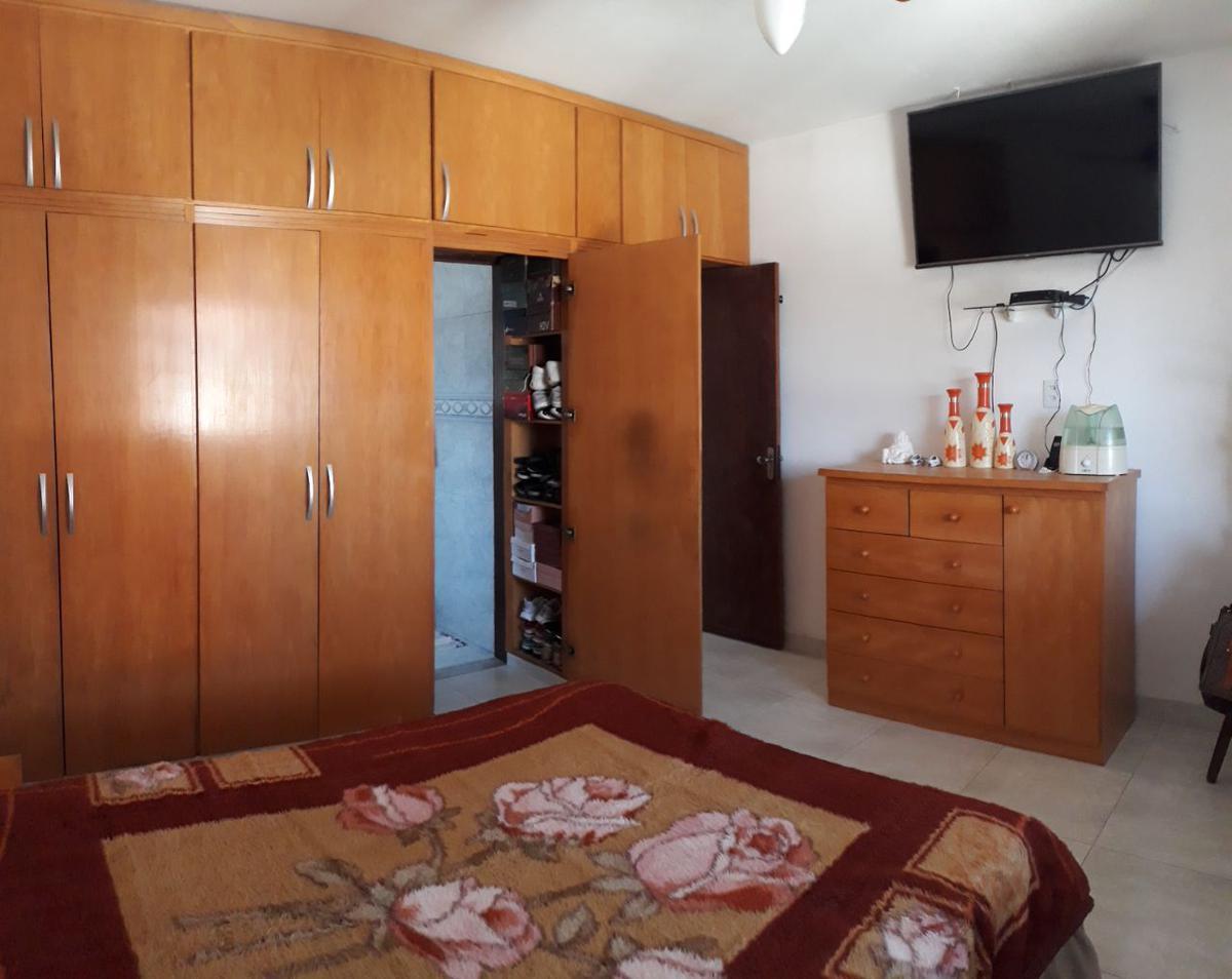 Casa, Vila Pérola, 3 Quartos, 5 Vagas, 1 Suíte