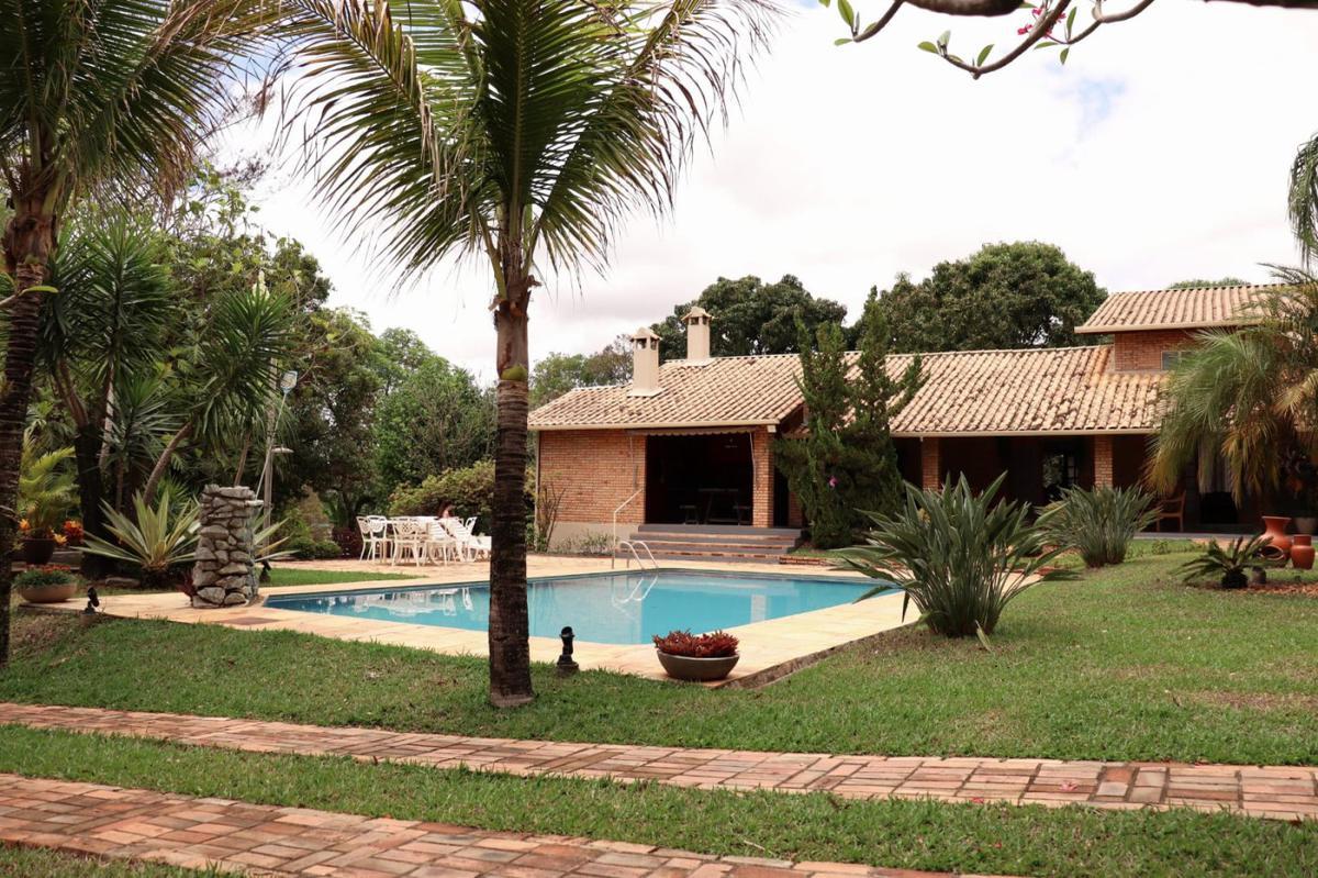 Fazenda, Parque Jardim Encantado, 4 Quartos, 4 Vagas, 1 Suíte