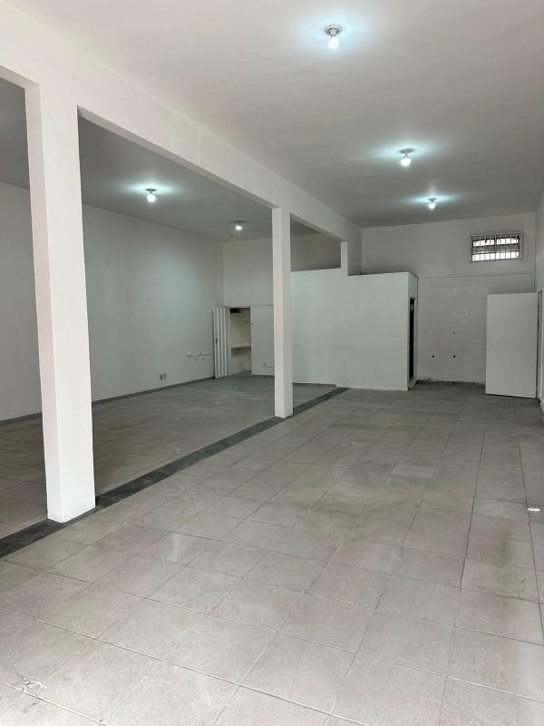 Andar, Santa Terezinha, 0 Quarto, 3 Vagas