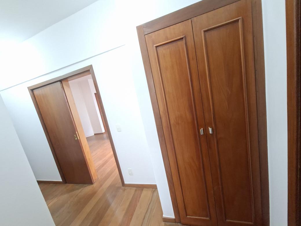 Apartamento, Savassi, 4 Quartos, 2 Vagas, 1 Suíte