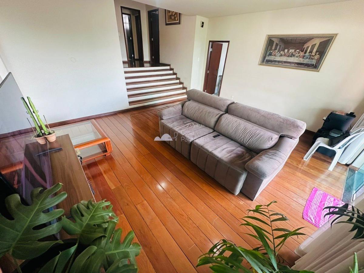 Casa, Santa Mônica, 2 Quartos, 4 Vagas, 1 Suíte