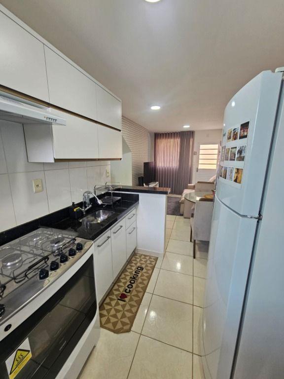 Casa, Vila Francisco de Moura, 2 Quartos, 1 Vaga