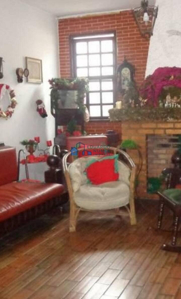 Casa, Barro Preto, 8 Quartos, 2 Vagas, 3 Suítes