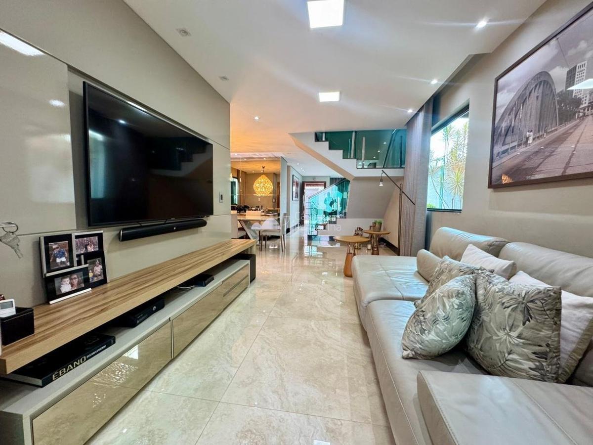 Casa, Santa Amélia, 3 Quartos, 6 Vagas, 2 Suítes