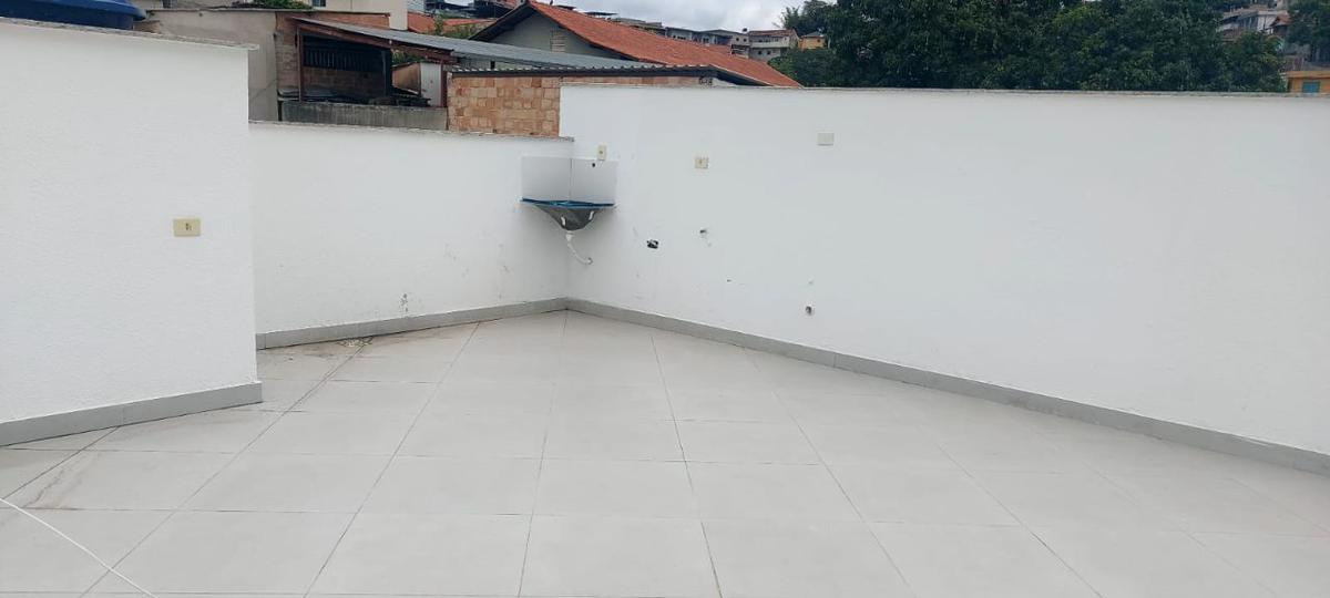 Casa, Santa Cruz, 2 Quartos, 1 Vaga