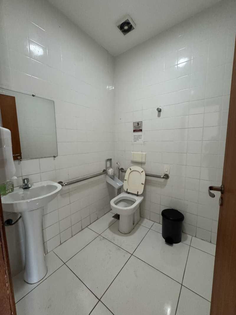 Andar, Centro, 0 Quarto, 10 Vagas