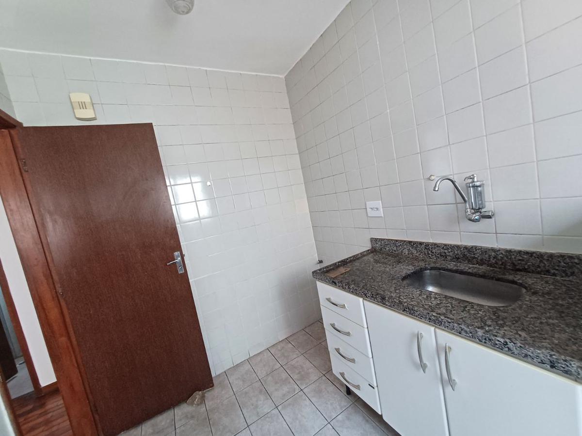 Apartamento, Floresta, 2 Quartos, 1 Vaga, 1 Suíte