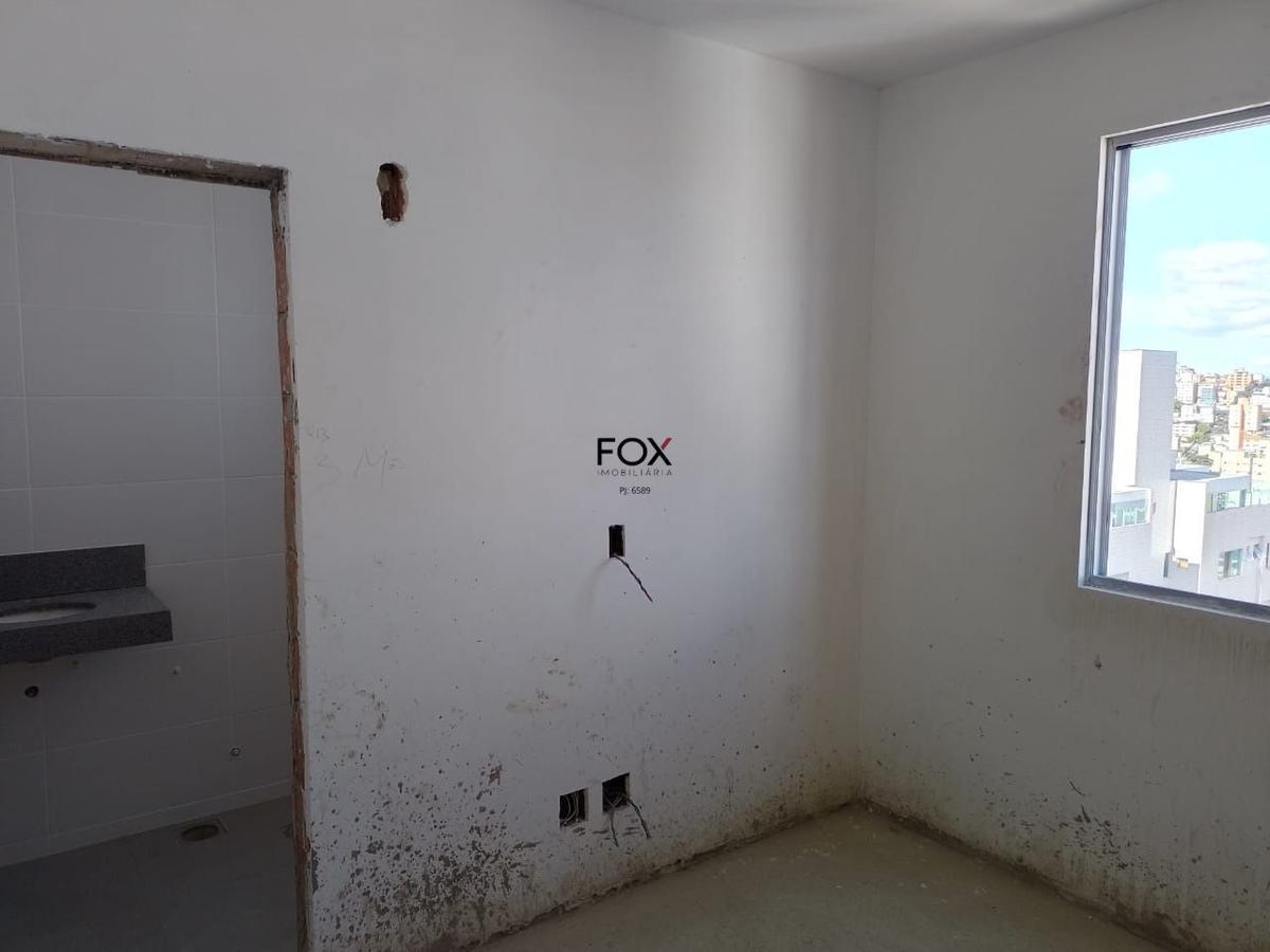 Cobertura, Alto Barroca, 2 Quartos, 2 Vagas, 1 Suíte