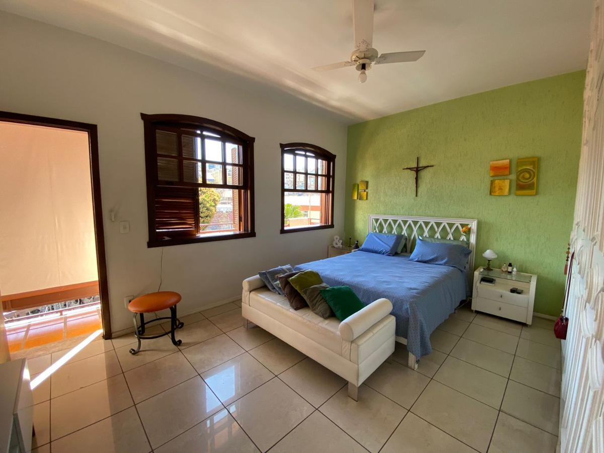 Casa, Colégio Batista, 4 Quartos, 4 Vagas, 1 Suíte