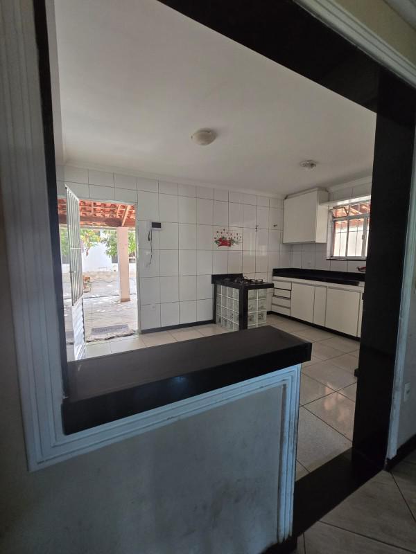 Casa, Trevo, 4 Quartos, 3 Vagas, 1 Suíte