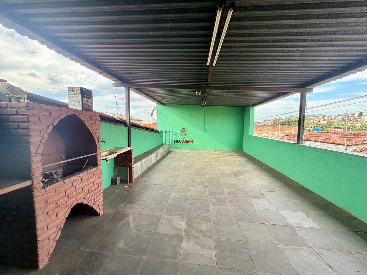 Casa, Tirol, 3 Quartos, 2 Vagas, 1 Suíte