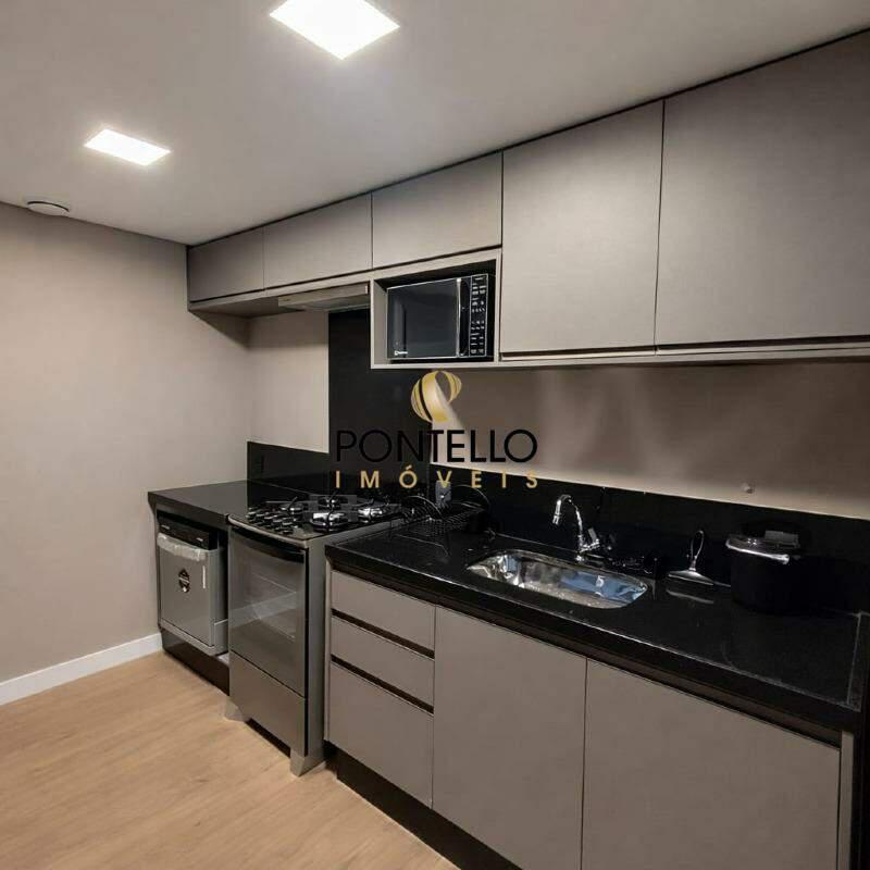 Apartamento, Estoril, 2 Quartos, 1 Vaga, 2 Suítes