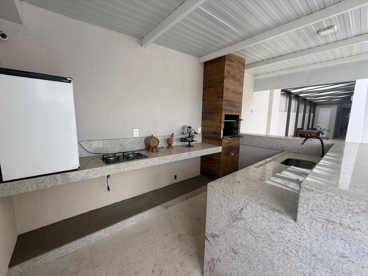 Casa, Cachoeirinha, 3 Quartos, 2 Vagas