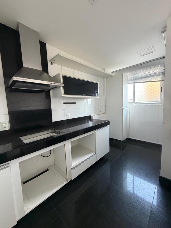 Apartamento, Sagrada Família, 3 Quartos, 2 Vagas, 1 Suíte