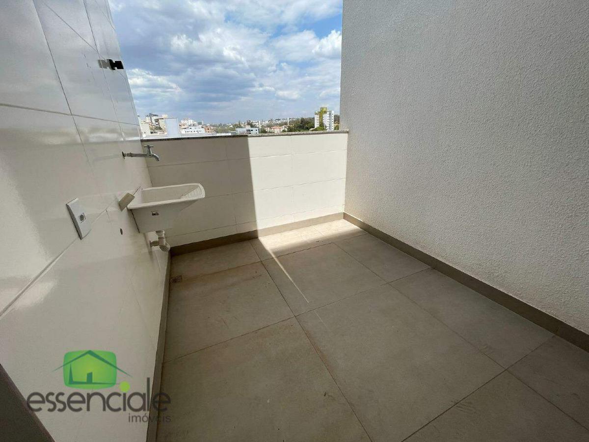 Cobertura, Europa, 2 Quartos, 2 Vagas, 1 Suíte