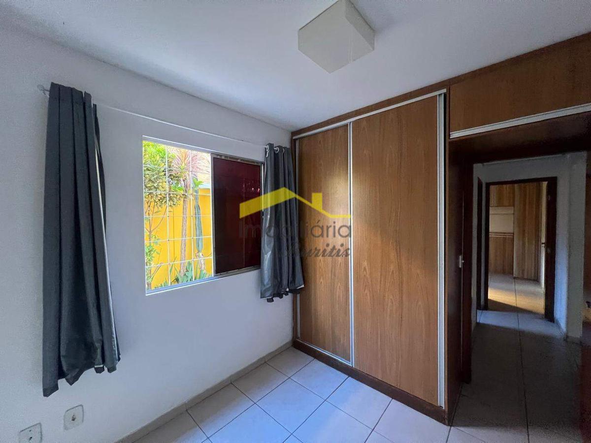 Casa, Buritis, 2 Quartos, 2 Vagas