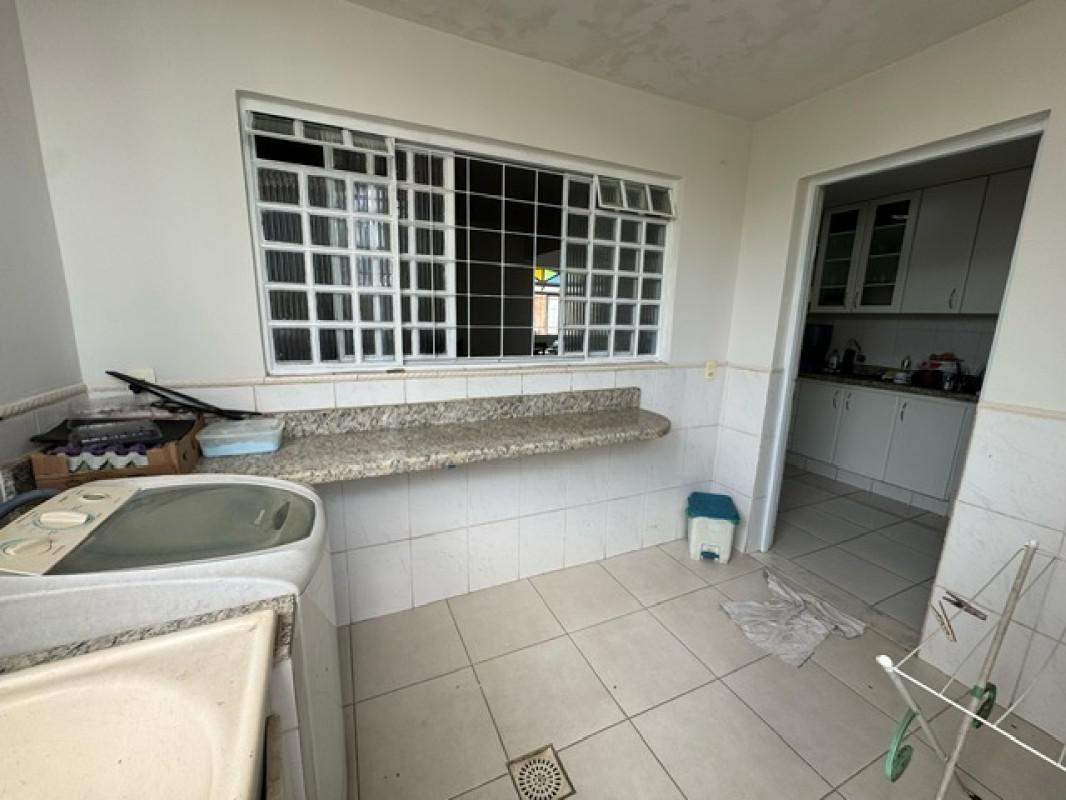 Casa, Inconfidência, 4 Quartos, 2 Vagas, 1 Suíte