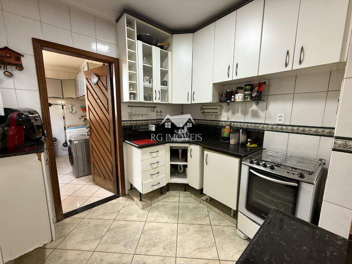 Casa, Tirol (barreiro), 3 Quartos, 2 Vagas, 1 Suíte