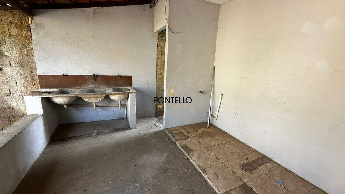 Casa, Verde Vale, 2 Quartos, 3 Vagas