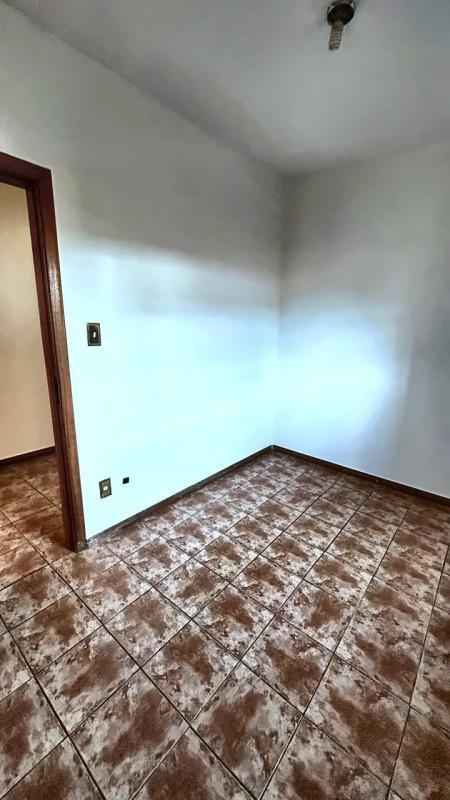 Casa Comercial, Alípio de Melo, 3 Quartos, 1 Vaga, 1 Suíte