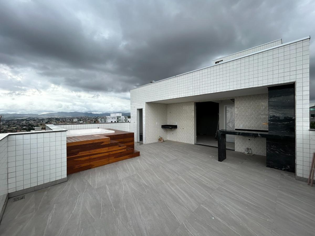 Cobertura, Santa Cruz Industrial, 4 Quartos, 4 Vagas, 1 Suíte