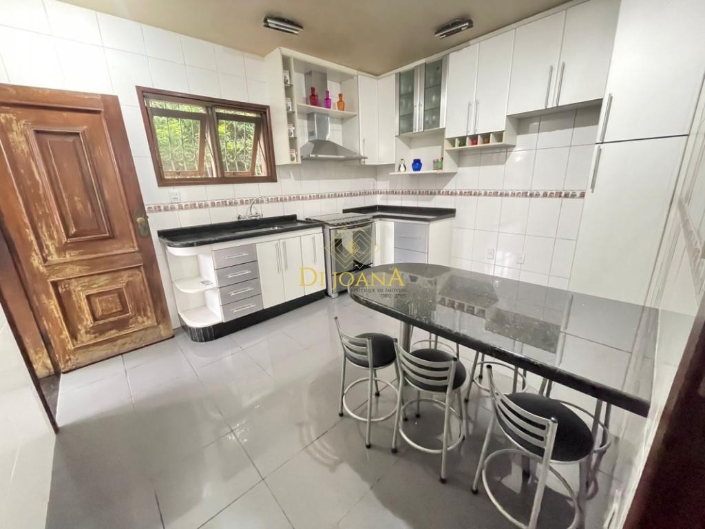 Casa, Ingá Alto, 4 Quartos, 4 Vagas, 1 Suíte