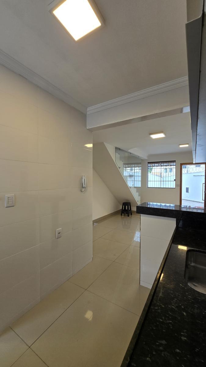 Casa, Santa Branca, 2 Quartos, 2 Vagas