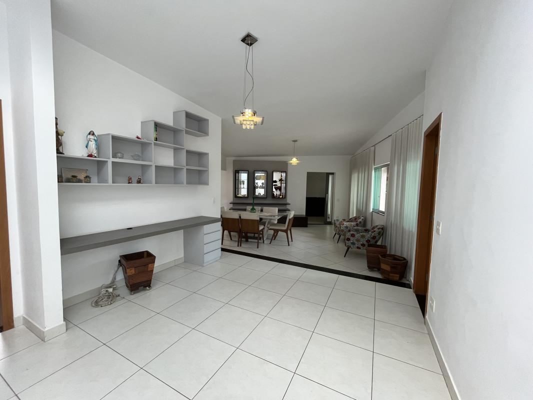 Casa, Arquipélago Verde, 4 Quartos, 6 Vagas, 1 Suíte