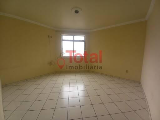 Apartamento, Caladinho, 2 Quartos, 1 Vaga
