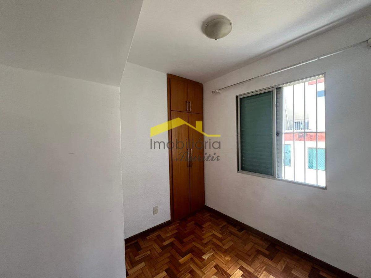 Cobertura, Estoril, 3 Quartos, 2 Vagas, 1 Suíte