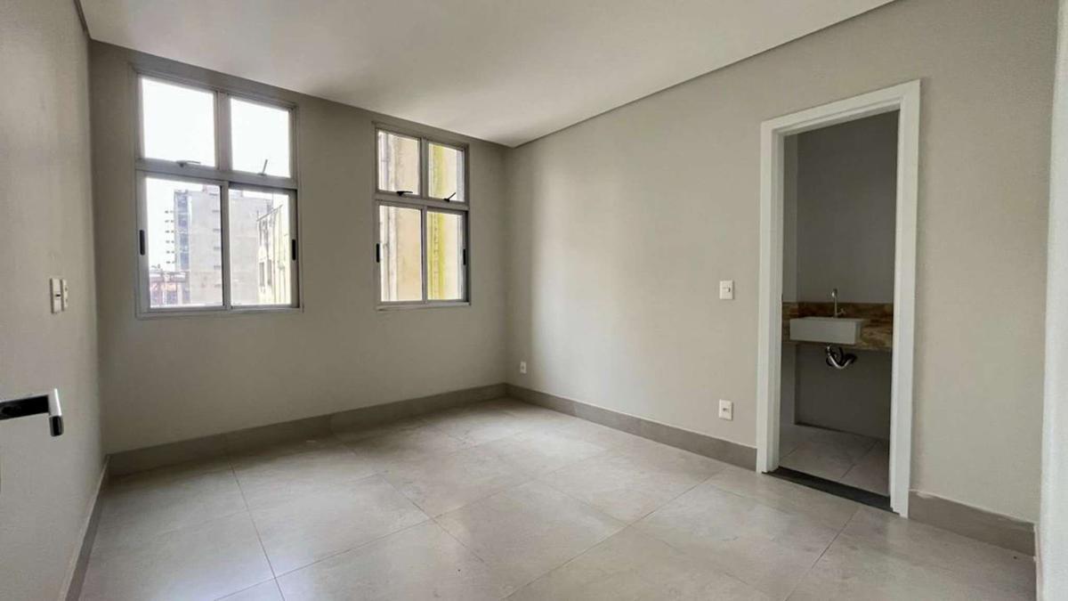 Apartamento, Centro, 2 Quartos, 0 Vaga, 1 Suíte