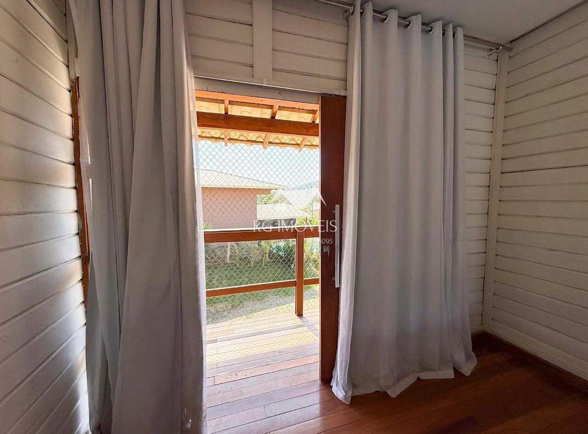 Fazenda, Condomínio Águas Claras, 3 Quartos, 4 Vagas, 1 Suíte