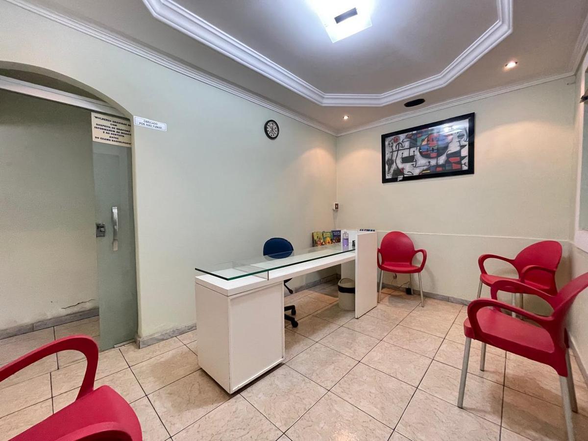 Casa, Sagrada Família, 6 Quartos, 2 Vagas, 1 Suíte