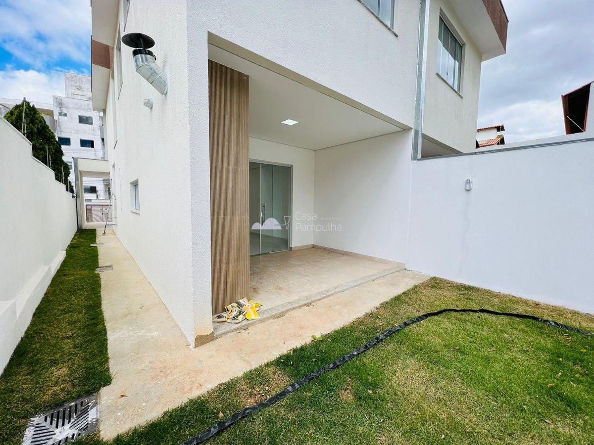 Casa, Názia II, 3 Quartos, 4 Vagas, 1 Suíte