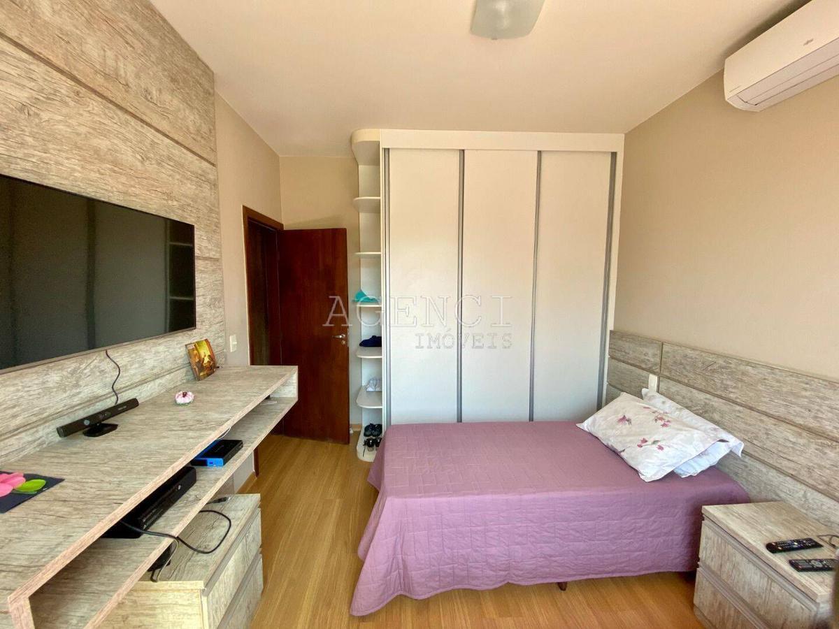 Casa, Alphaville - Lagoa dos Ingleses, 4 Quartos, 0 Vaga, 3 Suítes
