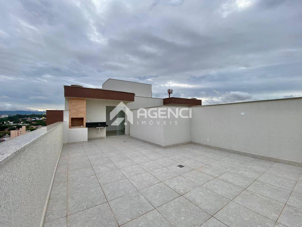 Apartamento, Padre Eustáquio, 3 Quartos, 0 Vaga, 1 Suíte