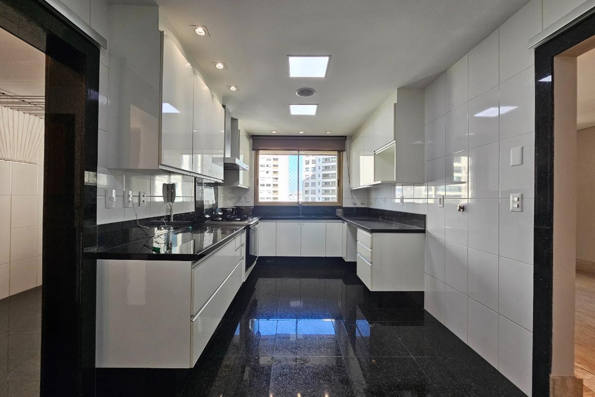 Apartamento, Vila da Serra, 4 Quartos, 5 Vagas, 4 Suítes