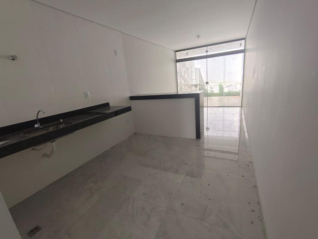 Casa, Candelária, 2 Quartos, 2 Vagas, 2 Suítes