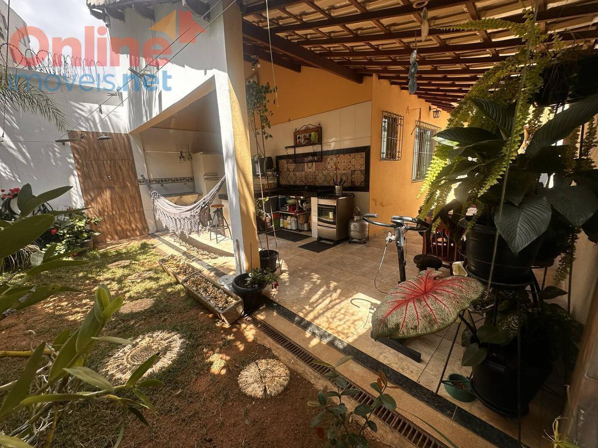 Casa, Fernão Dias, 3 Quartos, 0 Vaga, 1 Suíte