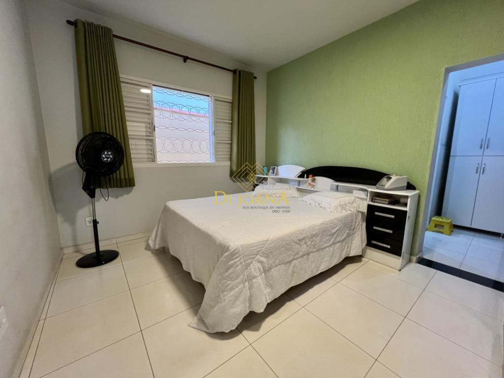 Casa, Ingá Alto, 4 Quartos, 4 Vagas, 2 Suítes