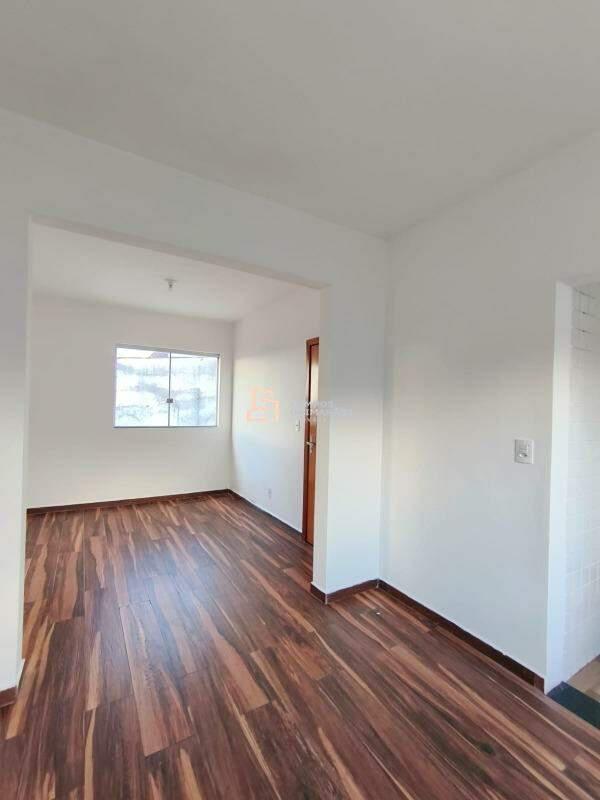 Apartamento, Barreiro, 2 Quartos, 1 Vaga