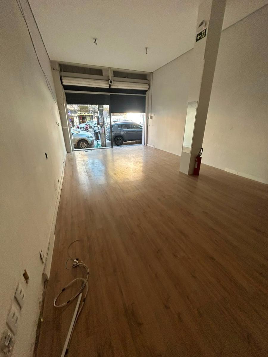 Andar, Centro, 0 Quarto, 0 Vaga