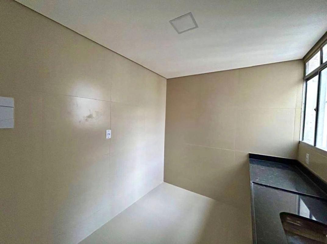 Cobertura, Camargos, 2 Quartos, 1 Vaga