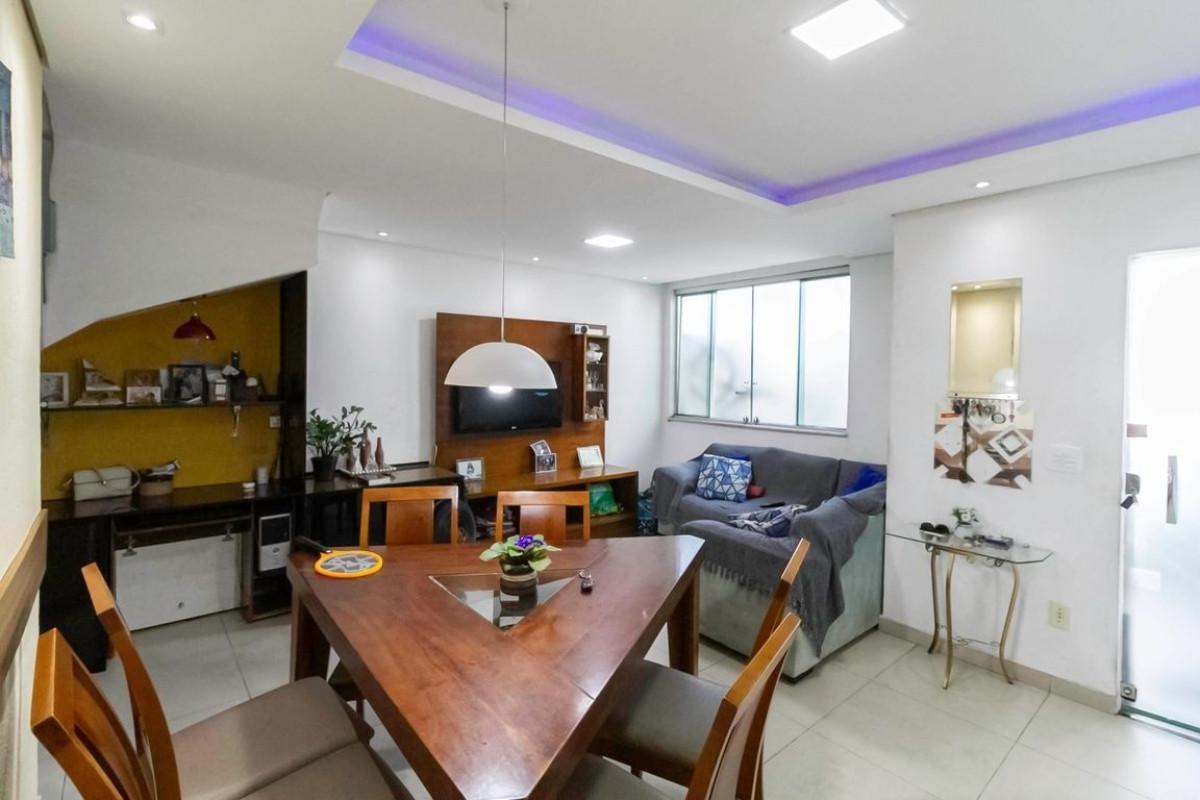 Casa, Santa Terezinha, 4 Quartos, 4 Vagas, 1 Suíte
