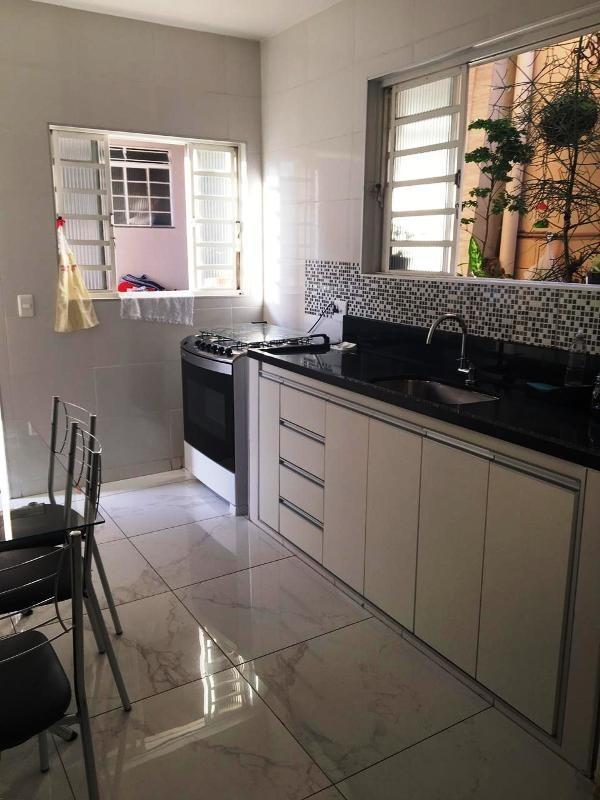Casa, Carlos Prates, 3 Quartos, 4 Vagas, 1 Suíte