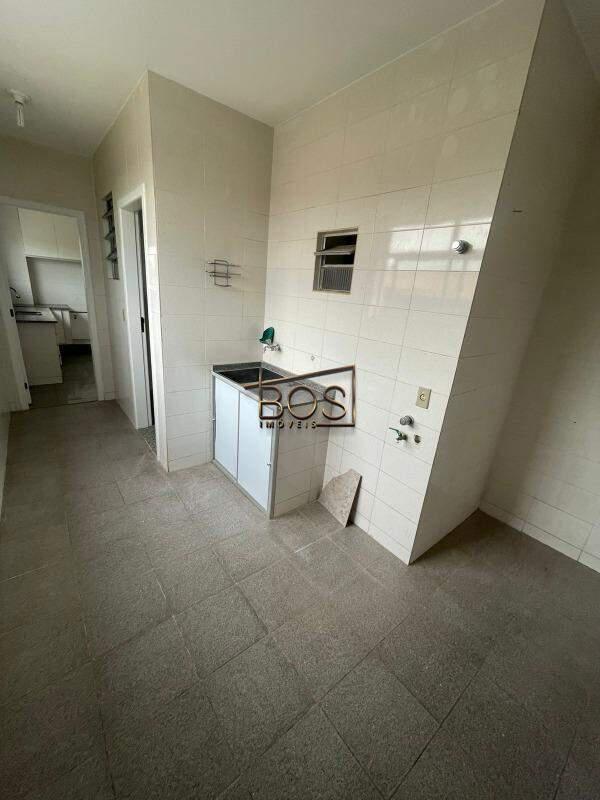 Apartamento, Sagrada Família, 4 Quartos, 2 Vagas, 2 Suítes