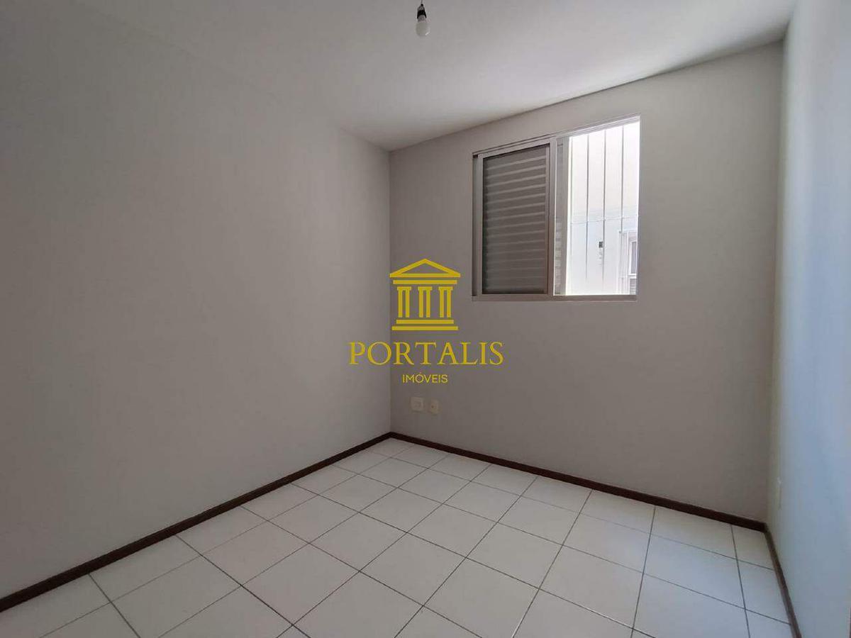 Apartamento, Sagrada Família, 3 Quartos, 2 Vagas, 1 Suíte