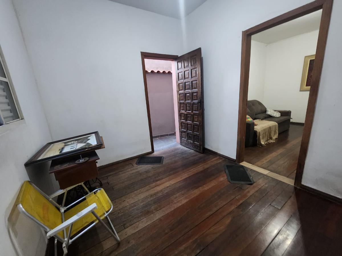 Casa, Ressaca, 7 Quartos, 3 Vagas, 1 Suíte