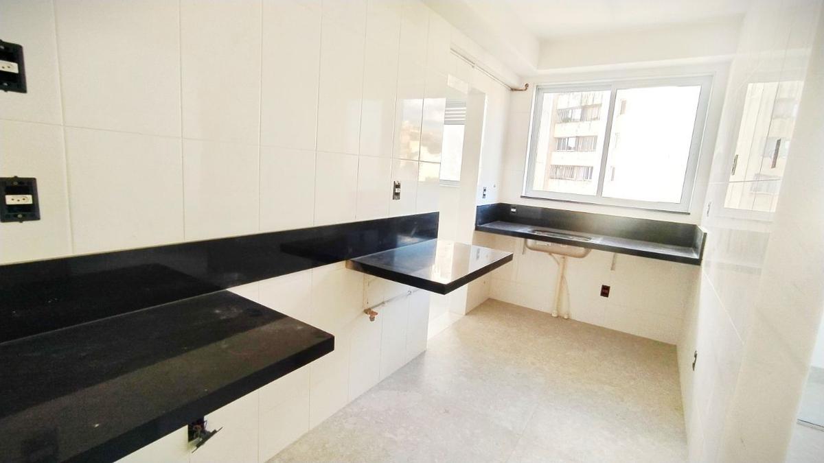 Apartamento, Vila Paris, 3 Quartos, 2 Vagas, 1 Suíte